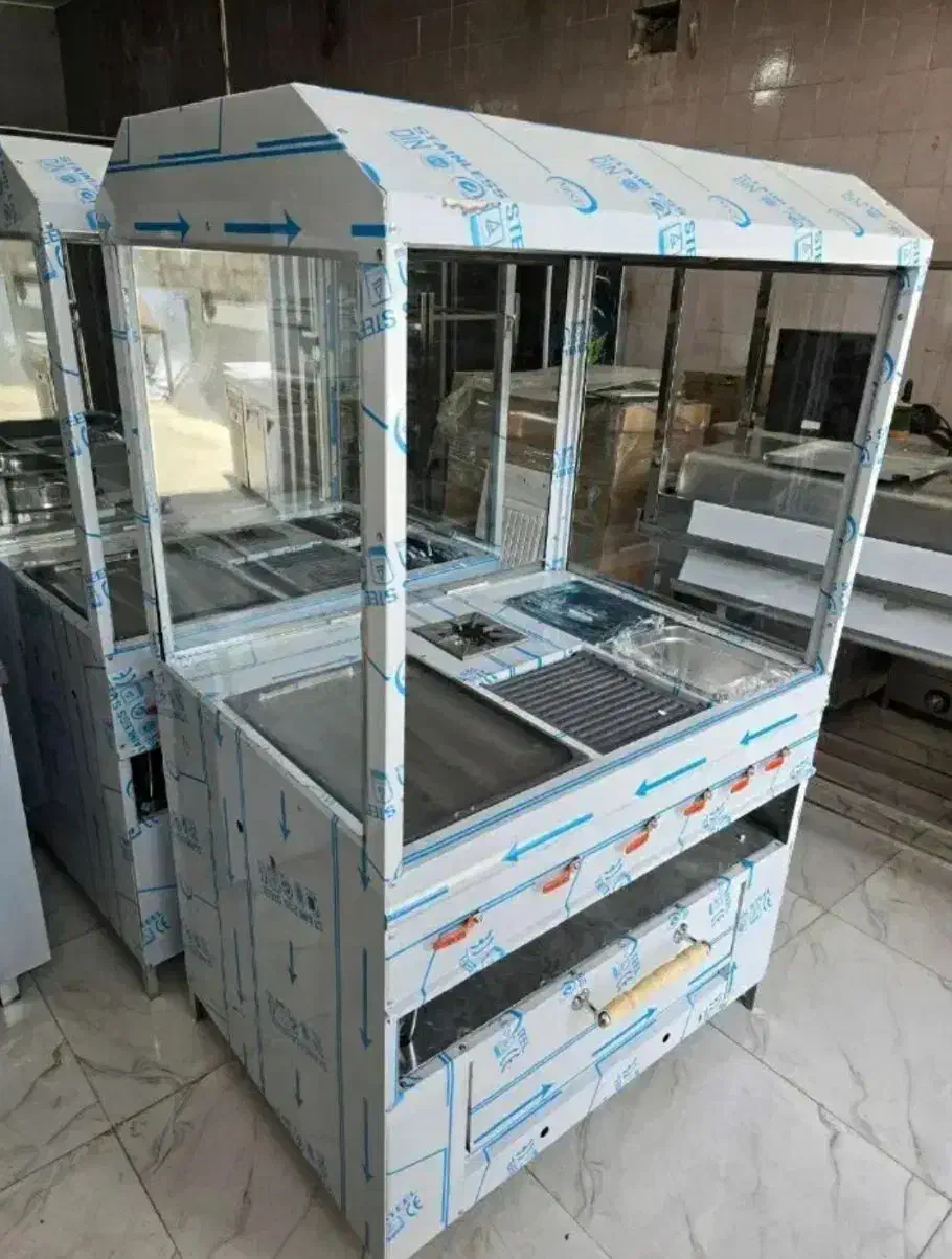 فرساندویچی شیشه دار سقف و ستون|کافی‌شاپ و رستوران|کرج, گلشهر|دیوار