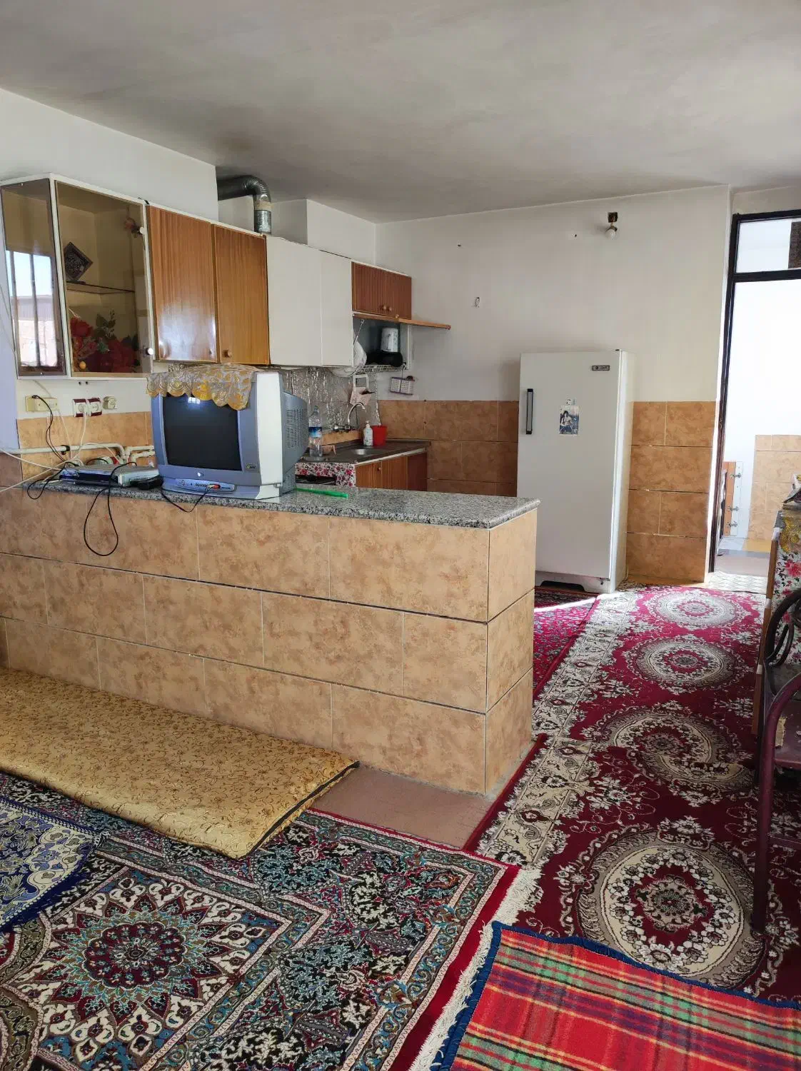 سوییت آپارتمان مبله درماهان|اجارهٔ کوتاه‌مدت آپارتمان و سوئیت|ماهان, |دیوار