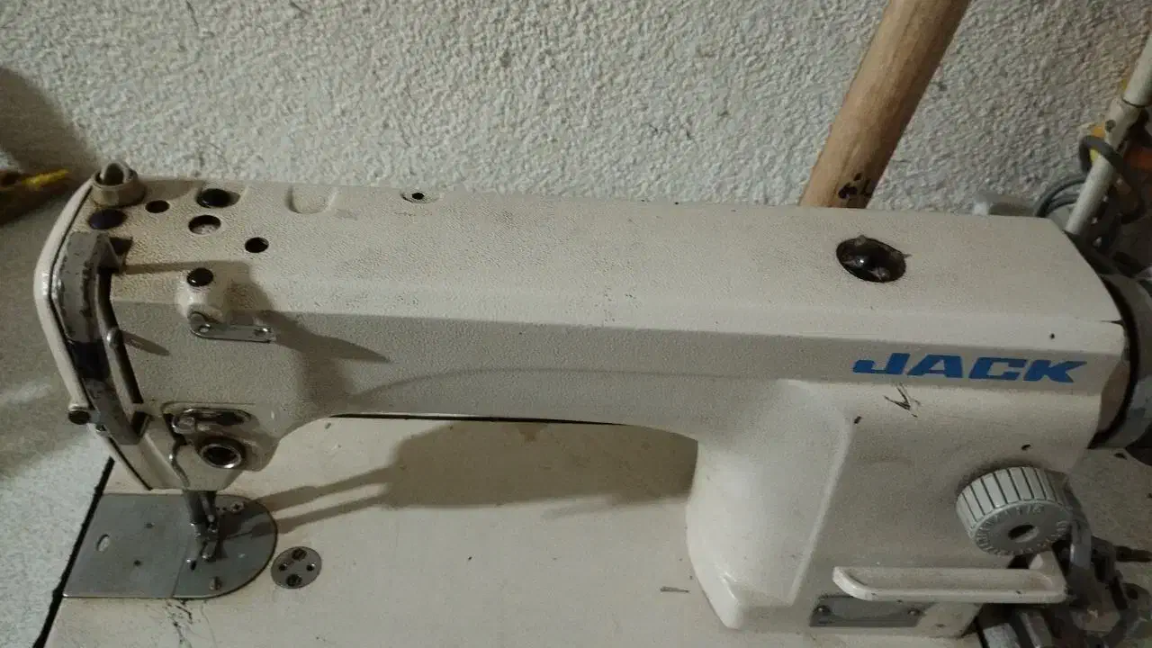 چرخ خیاطی راسته دوز|چرخ خیاطی و ریسندگی|شاهینشهر, شهرک ردانی پور|دیوار