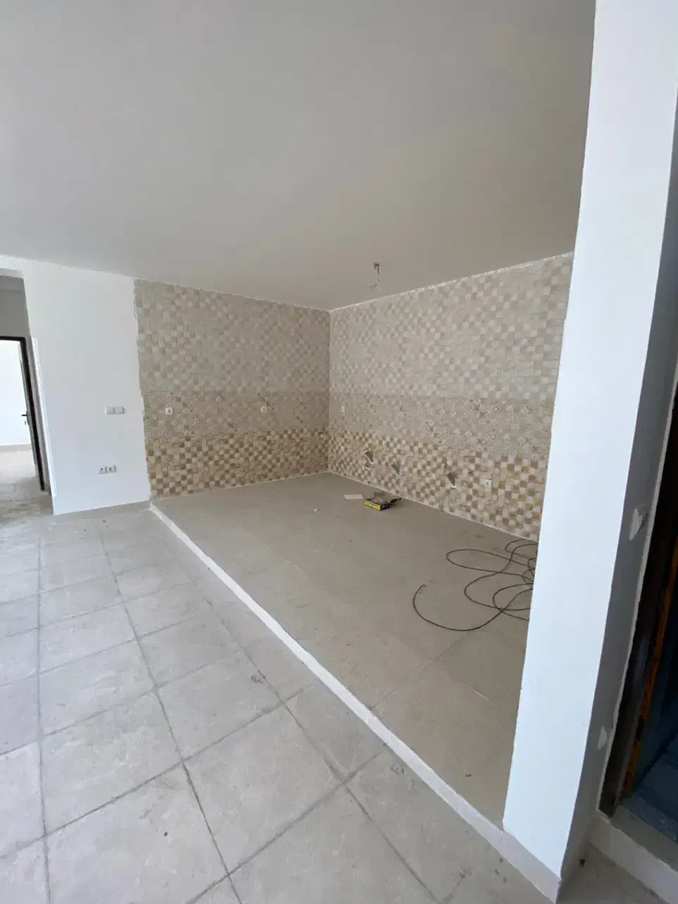 فروش آپارتمان نوساز ۱۲۰ متری بلوار نخلستان|فروش آپارتمان|جهرم, |دیوار