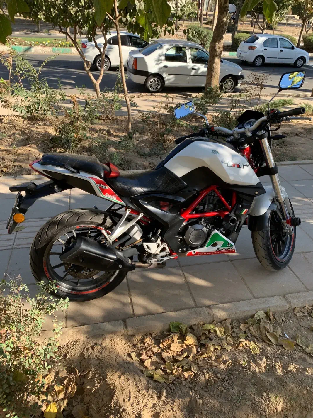 بنلی 250 تک سیلندر|موتورسیکلت|فردیس, شهرک هفده شهریور|دیوار