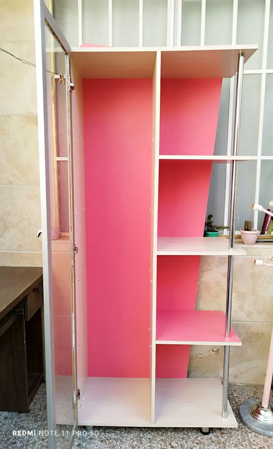 کتابخانه و ویترین سالم|کتابخانه، شلف، قفسههای دیواری|قم, بنیاد|دیوار