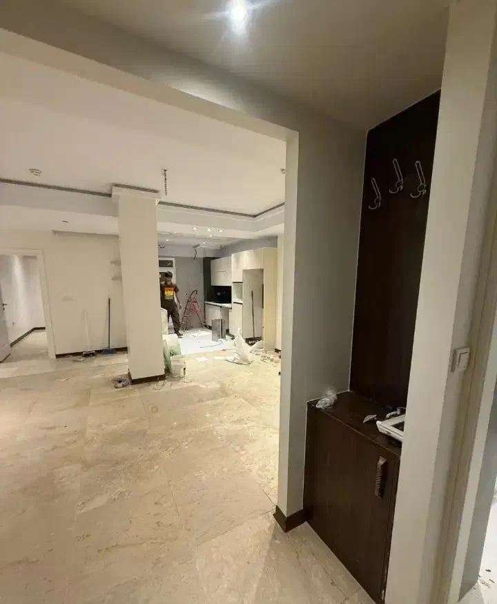 ۸۳ متر کیکاووس بازسازی شده شیک|فروش آپارتمان|تهران, قلهک|دیوار