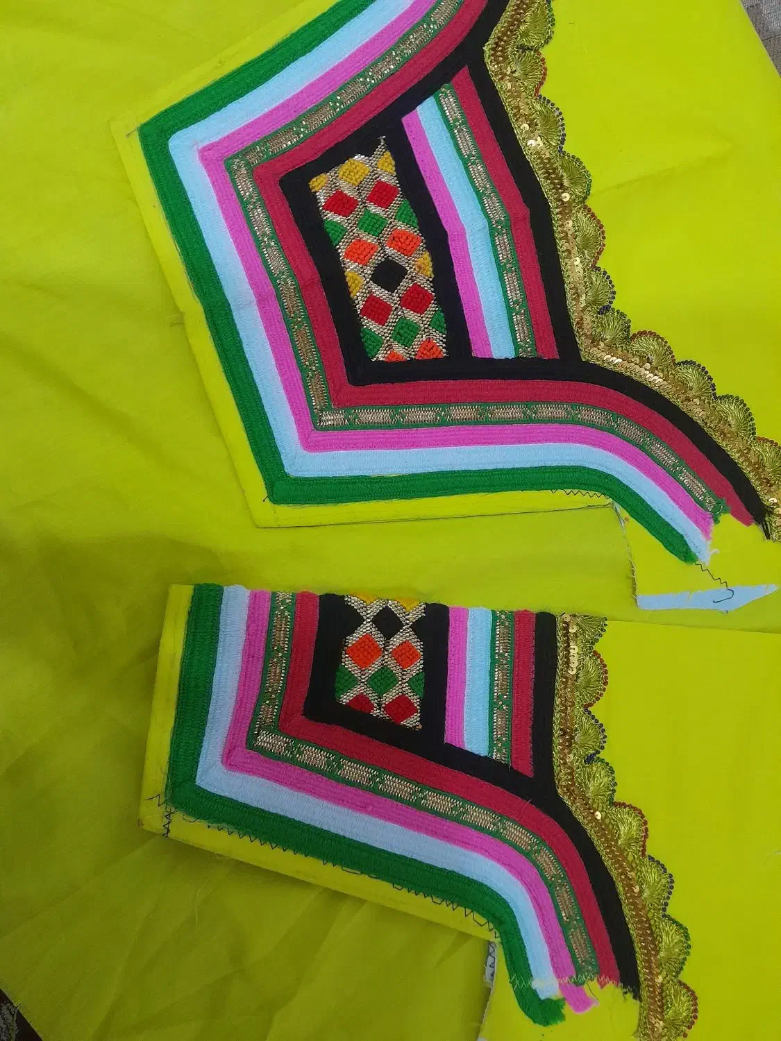 نو نو|لباس|میناب, |دیوار