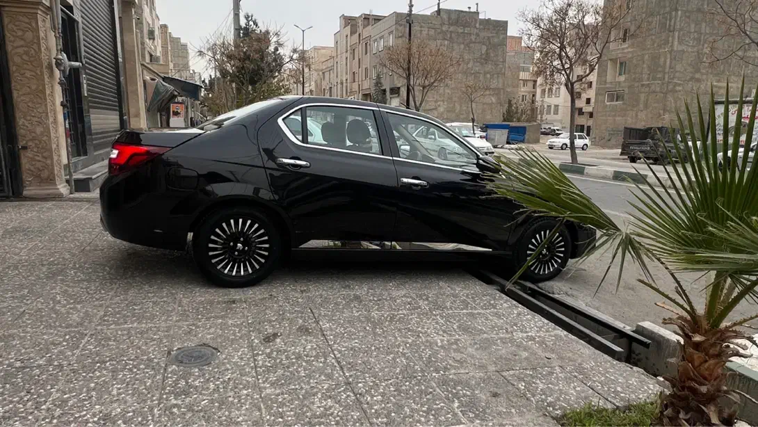 دنا پلاس ۱۳۹۸ تیپ۲ چهارچرخ دیسک سفارش آپکو متالیک|خودرو سواری و وانت|تهران, شهید رجایی|دیوار