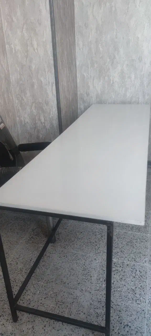 فروش یک عدد میز کار گروهی|دفتر کار|فولادشهر, مسکن مهر فولادشهر|دیوار