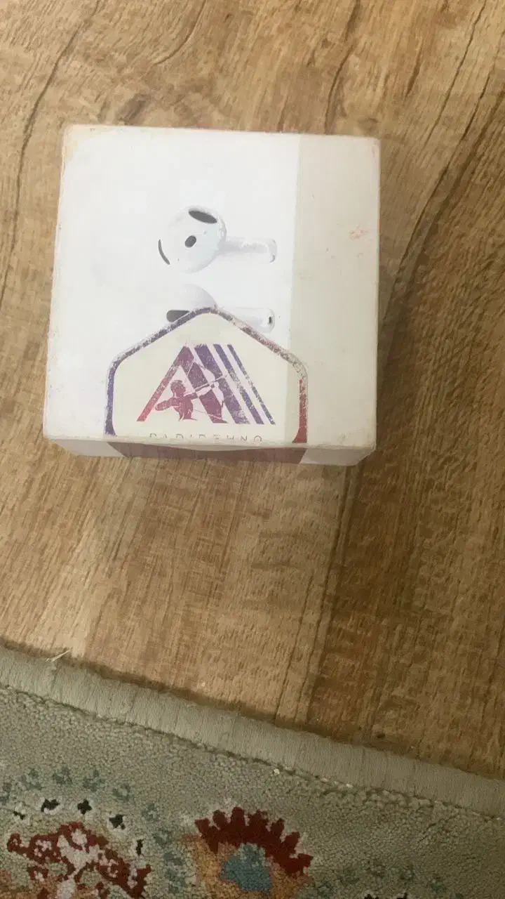 ایرپاد ایفون ۴|لوازم جانبی موبایل و تبلت|لاهیجان, شیشه گران|دیوار