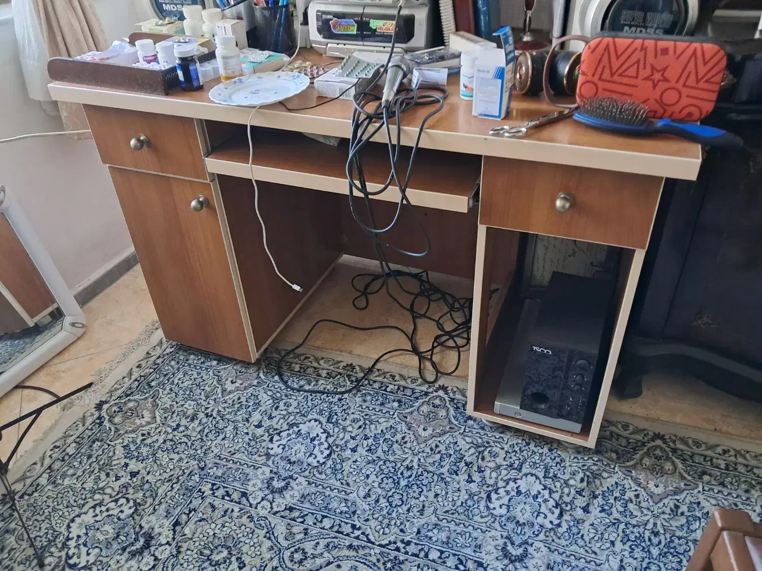 میزکامپیوتردست سازمحکم وکامل|میز تحریر و کامپیوتر|خرم‌آباد (تنکابن), |دیوار