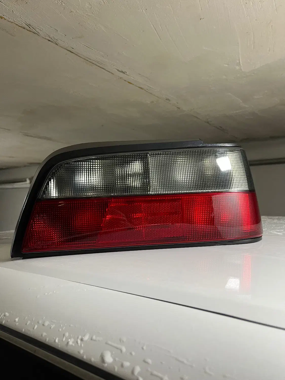 چراغ عقب سمت راست پژو پارس مدل جمساز|قطعات یدکی و لوازم جانبی|شوط, |دیوار
