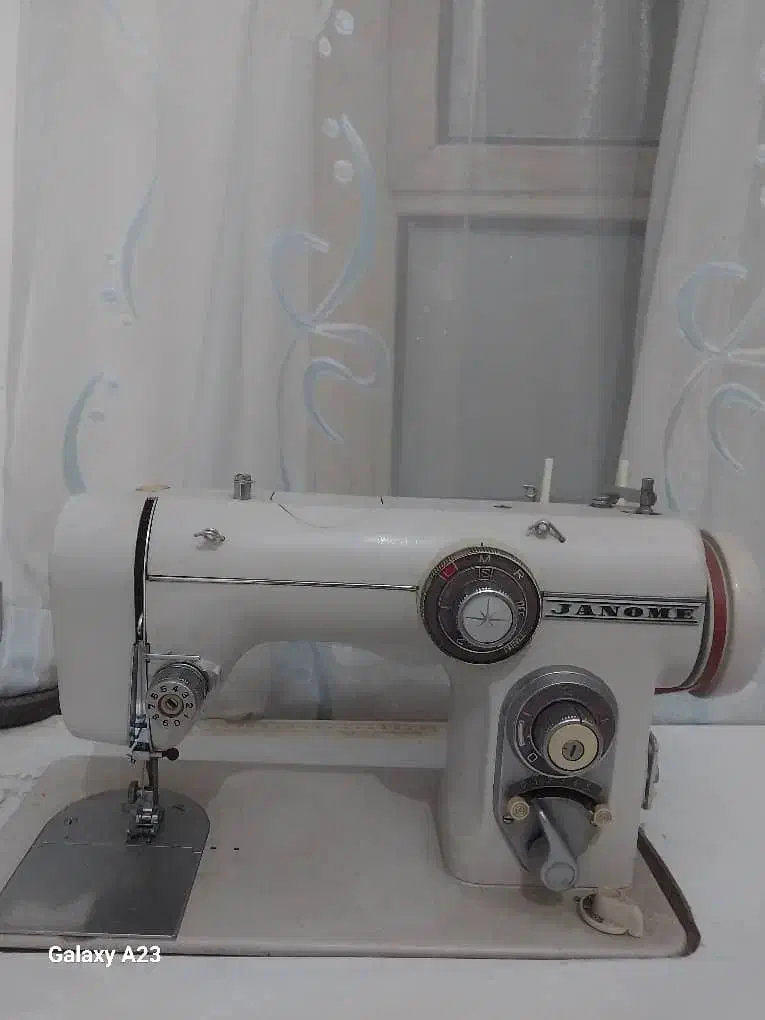 چرخ خیاطی|چرخ خیاطی و ریسندگی|پیشوا, |دیوار