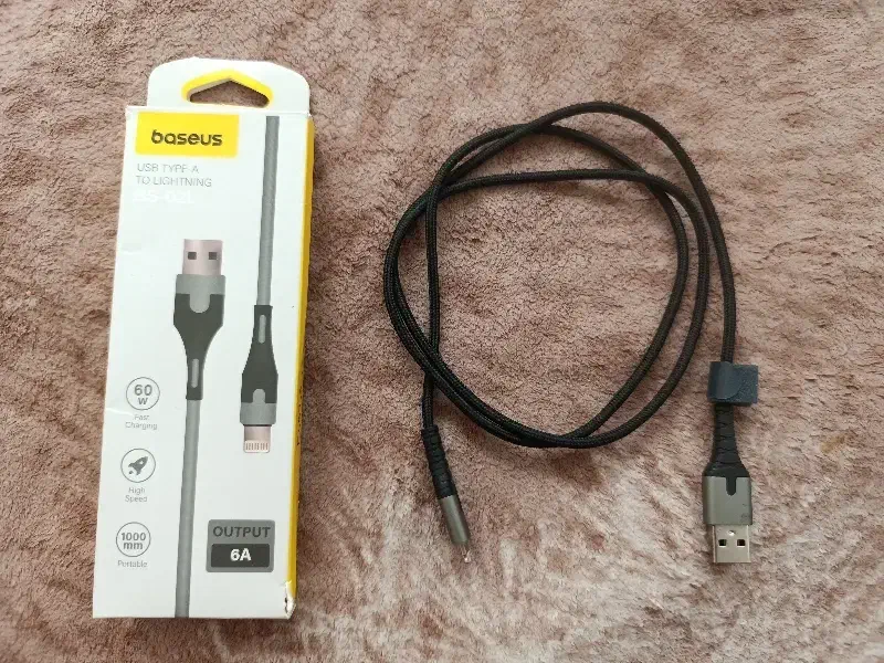 کابل آیفون|لوازم جانبی موبایل و تبلت|فولادشهر, B4|دیوار