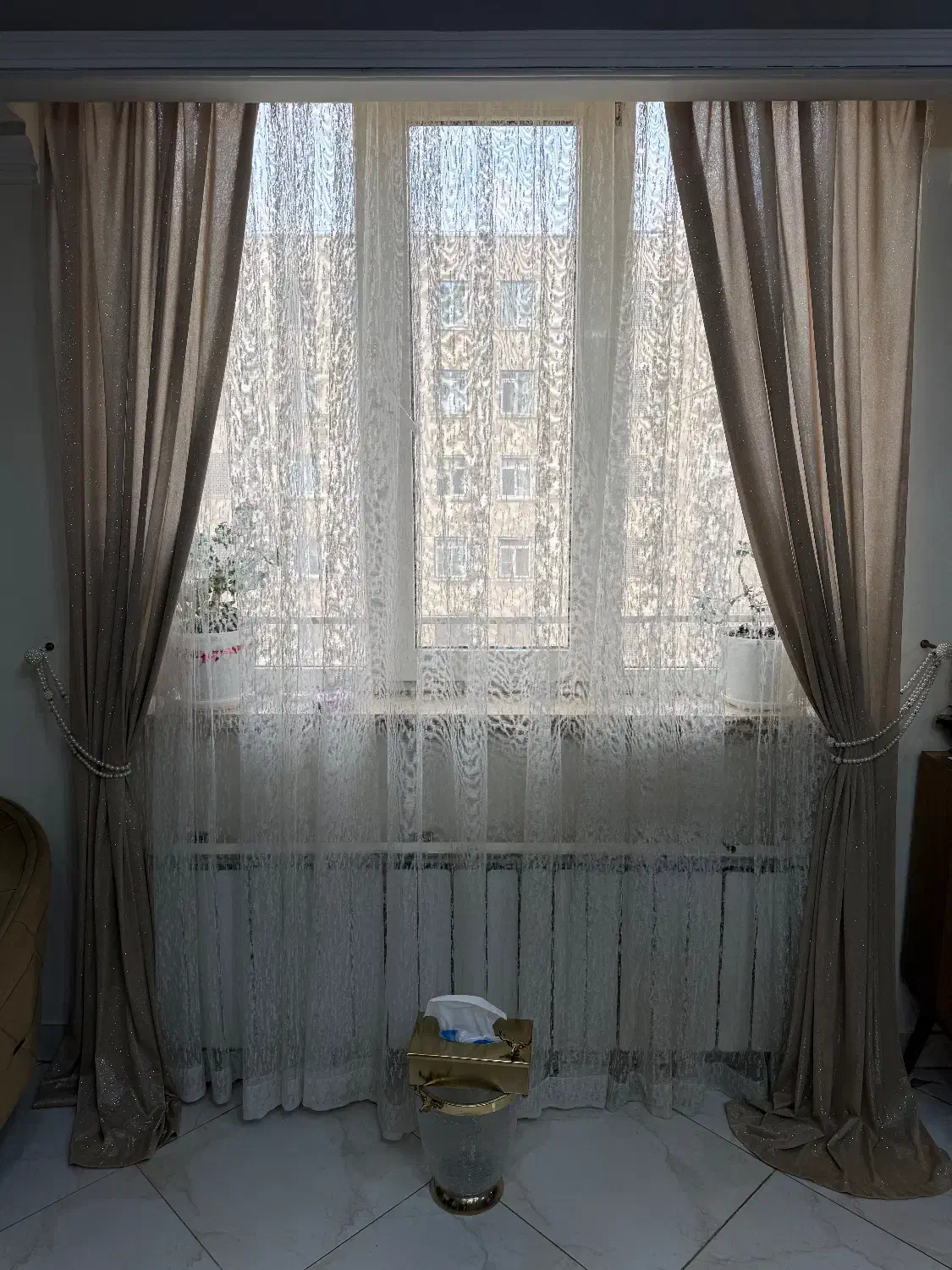 پرده شاین دار|پرده، رانر، رومیزی|تهران, هوانیروز|دیوار