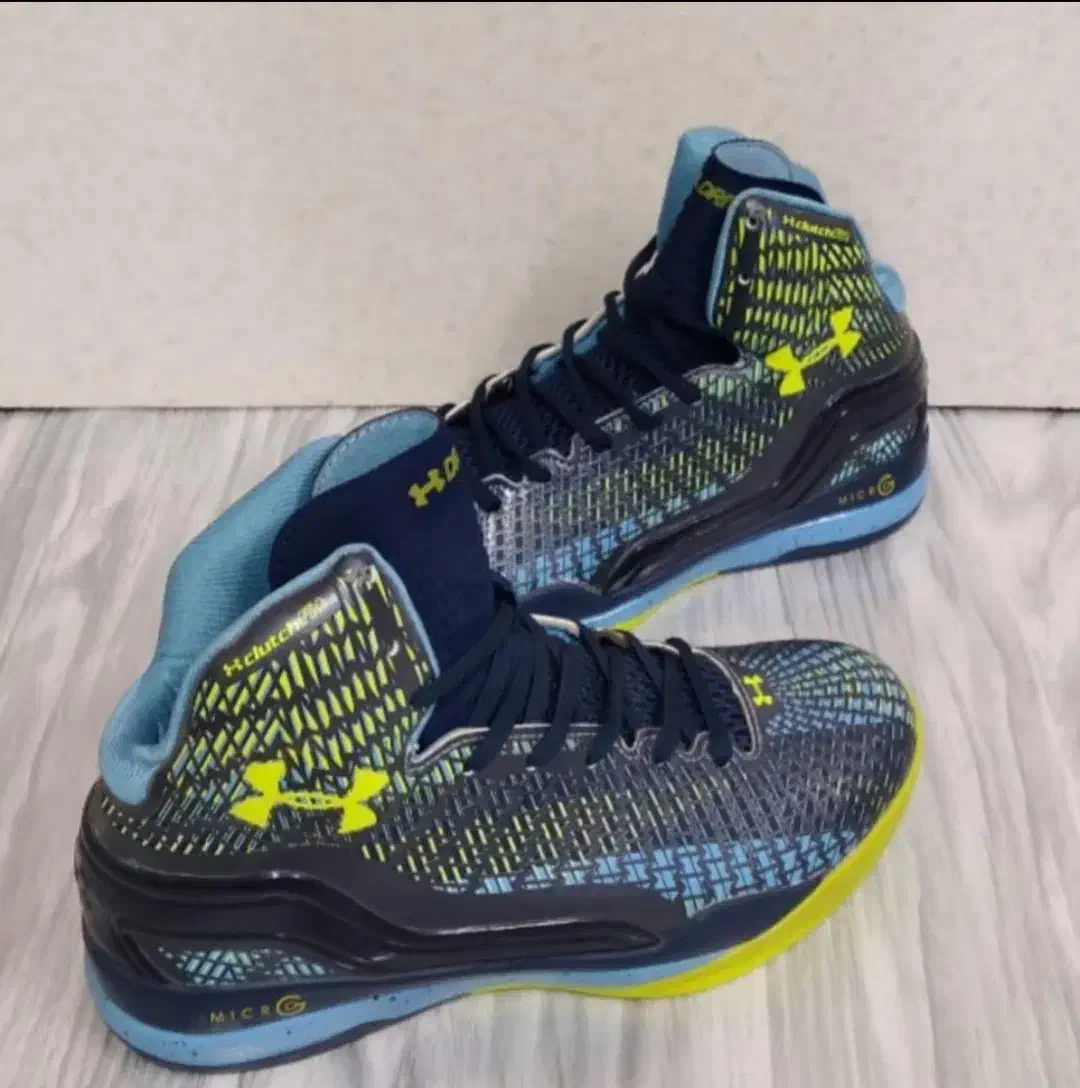 کتونی آندر آرمور اورجینال ( اصلی)|کیف، کفش، کمربند|قم, شهرک امام حسین|دیوار