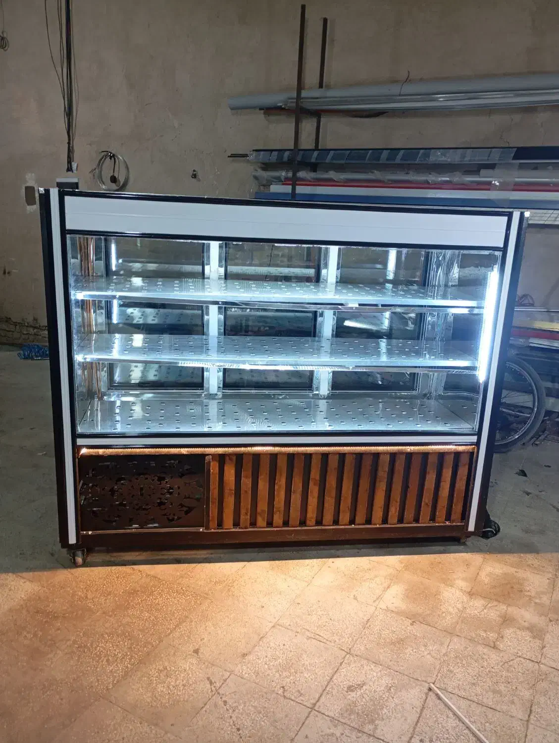 تولید انواع یخچال های صنعتی|یخچال و فریزر|شازند, |دیوار