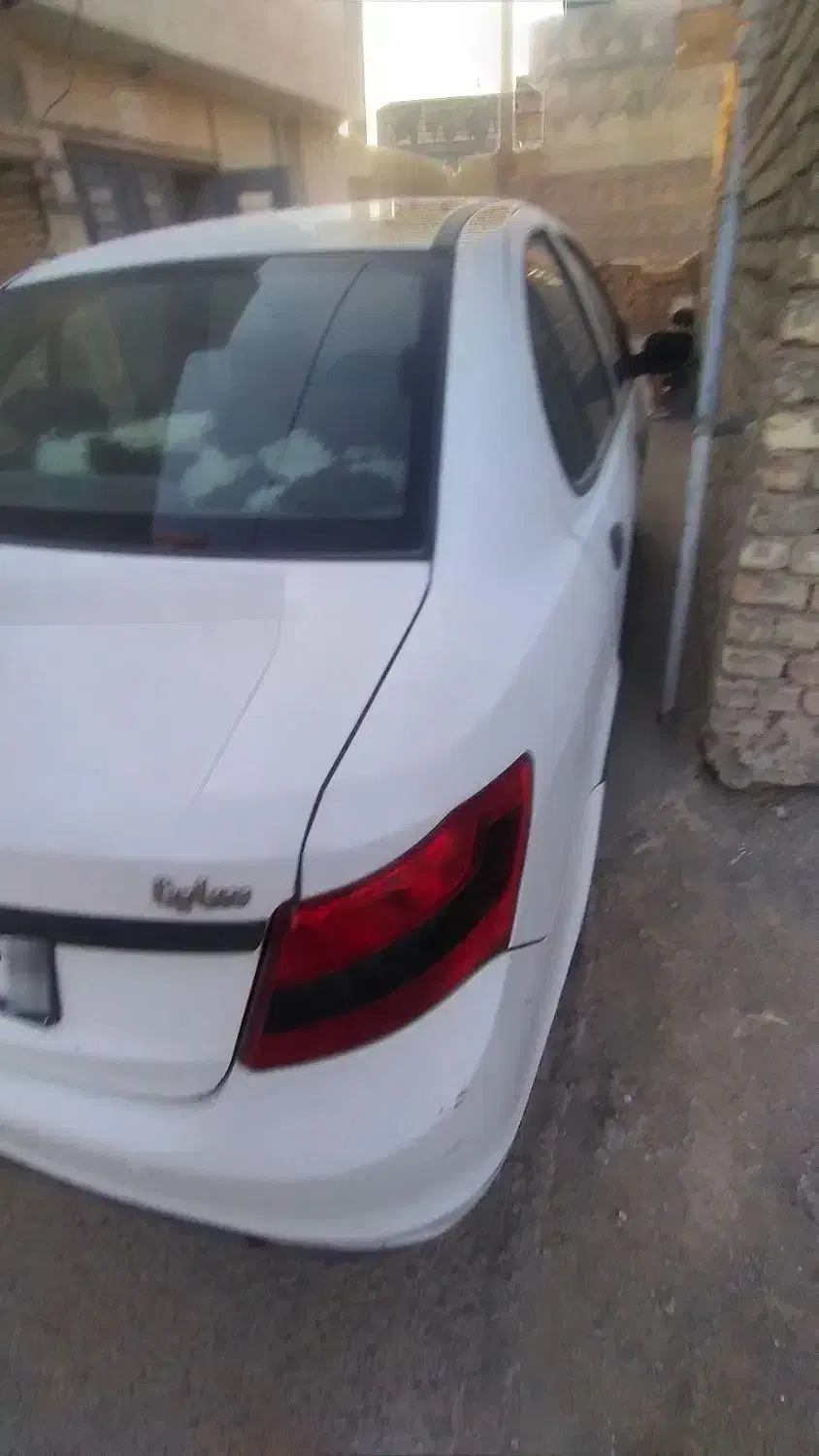 ساینا مدل۹۸|خودرو سواری و وانت|شاهینشهر, گزبرخوار|دیوار