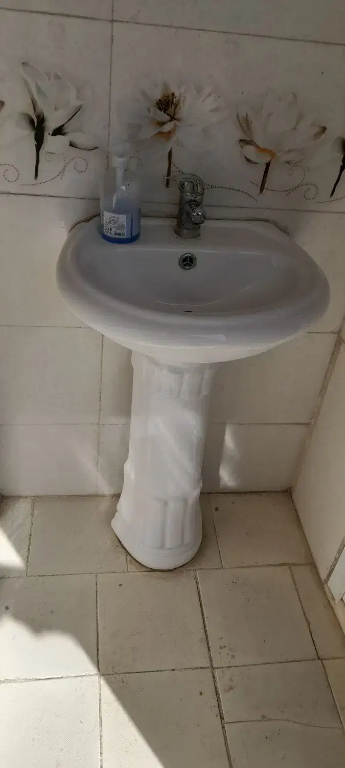 لوله کشی نصب وتعمیرشیرآلات،روشویی، تانکر، آب گرمکن|خدمات پیشه و مهارت|یاسوج, |دیوار