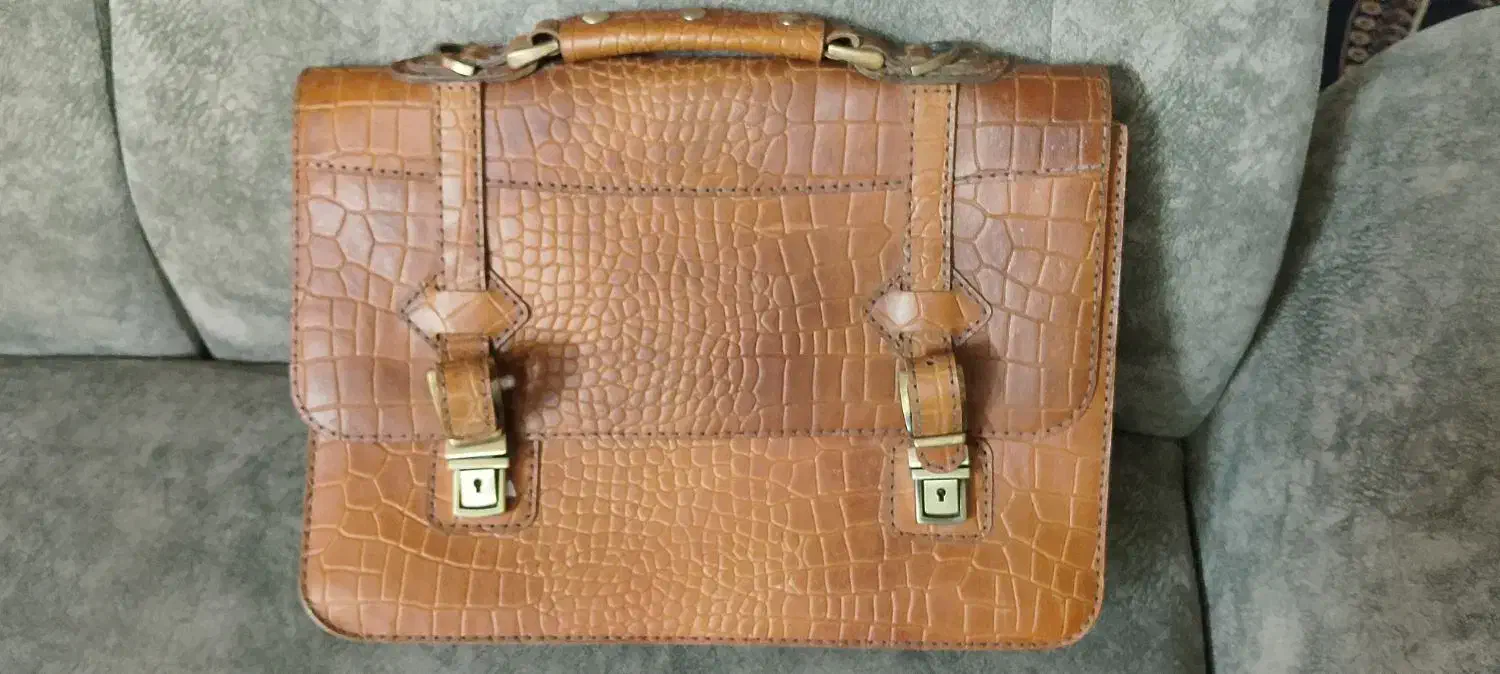 کیف پیکوادرو برند لوکس ایتالیایی|کیف، کفش، کمربند|مشهد, نوید|دیوار