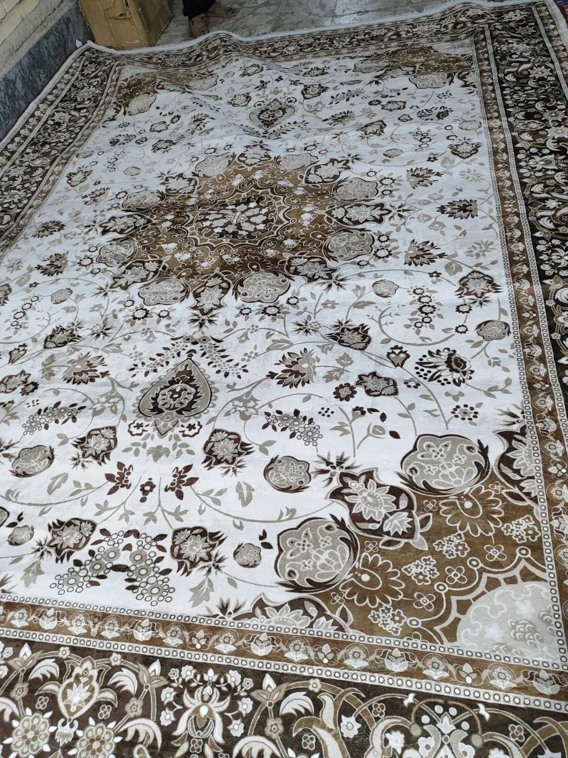 فرش  خارجی حراج زدم قیمت دبی|فرش|بندر گناوه, |دیوار