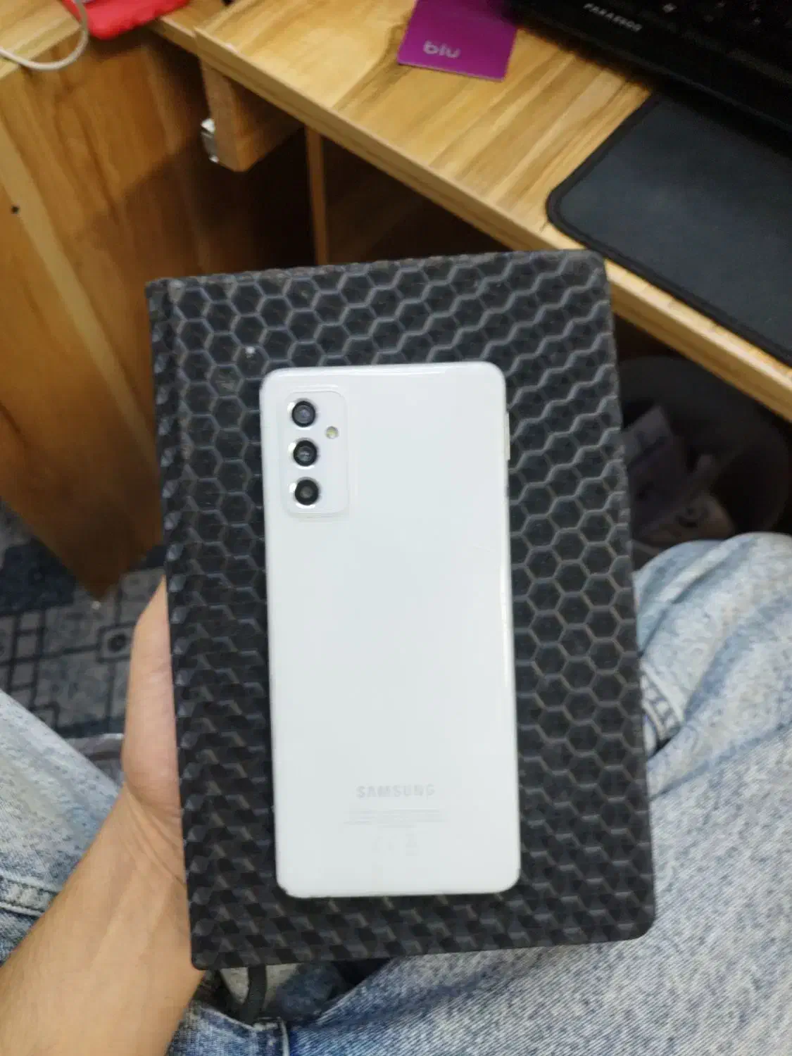 m 52|موبایل|رشت, گلسار|دیوار