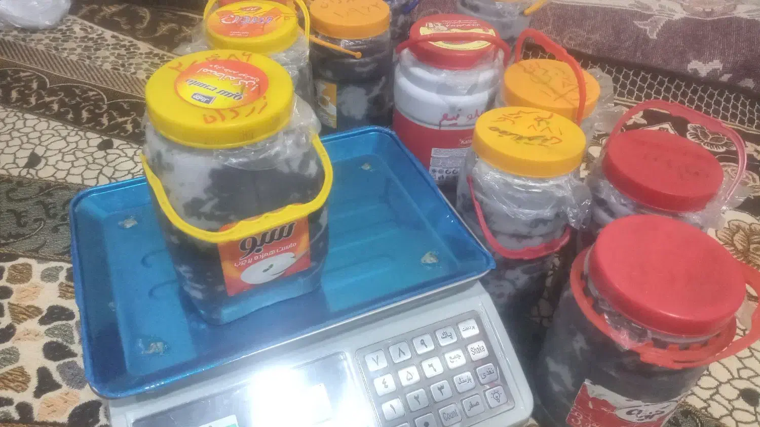 خرما جا شده|خوردنی و آشامیدنی|سراوان, |دیوار