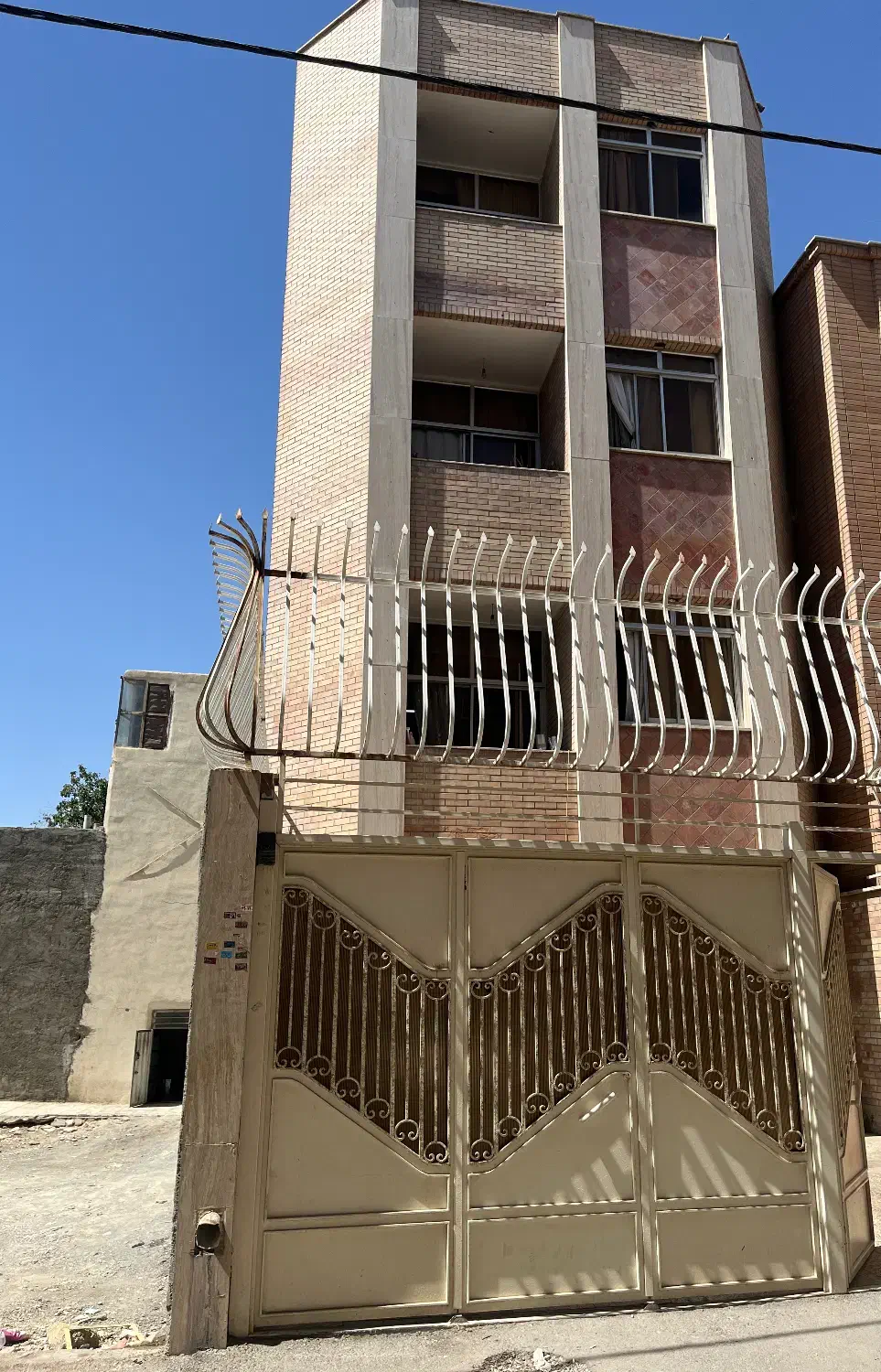 فروش آپارتمان ۴ طبقه|فروش آپارتمان|اصفهان, پوریای ولی|دیوار