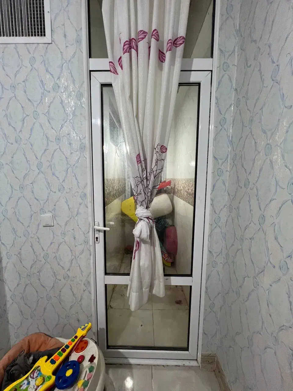 اپارتمان ۸۰ متر ۲ خواب همکف عبدالرزاق|فروش آپارتمان|اصفهان, شهشهان|دیوار