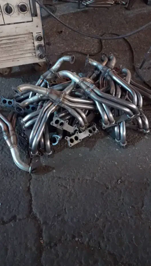 اگزوز هدرز سنتر توربوی بنزی بلوچی ۱۰۶ و...|قطعات یدکی و لوازم جانبی|محمدشهر, کوی بهار|دیوار