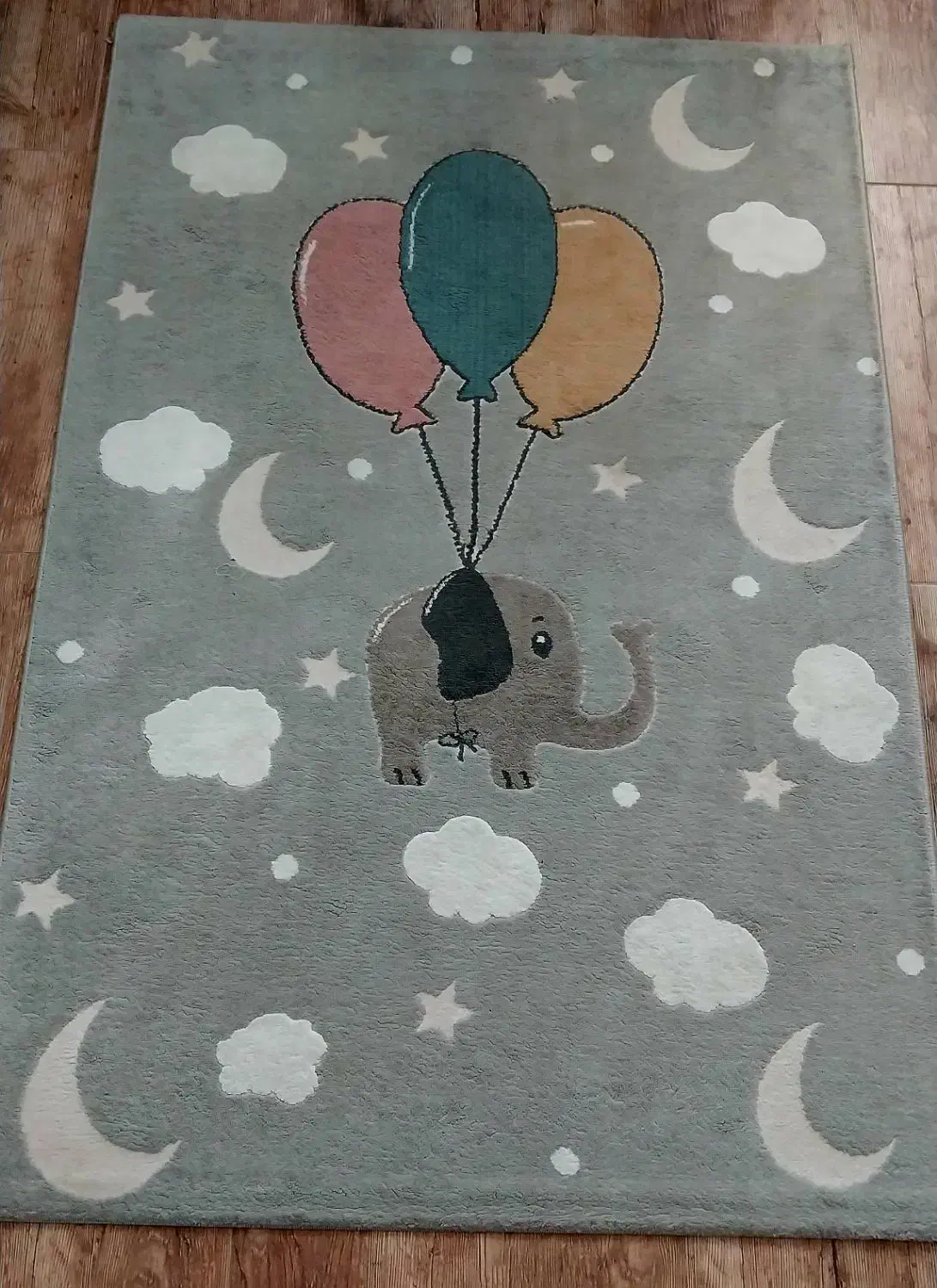 فرش کودک|فرش|رشت, عینک|دیوار