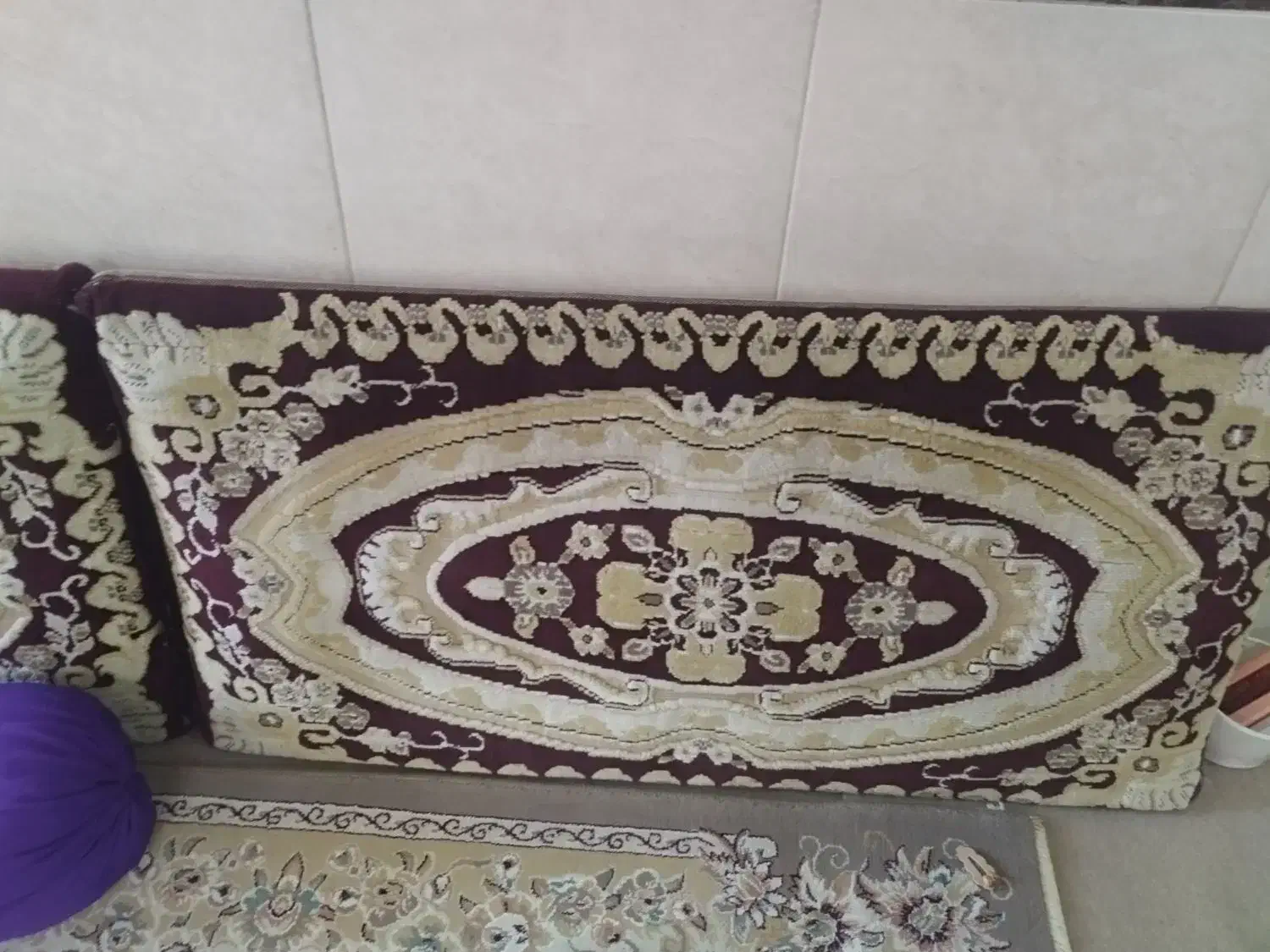 ۳جفت پشتی|پشتی|چهارباغ, |دیوار