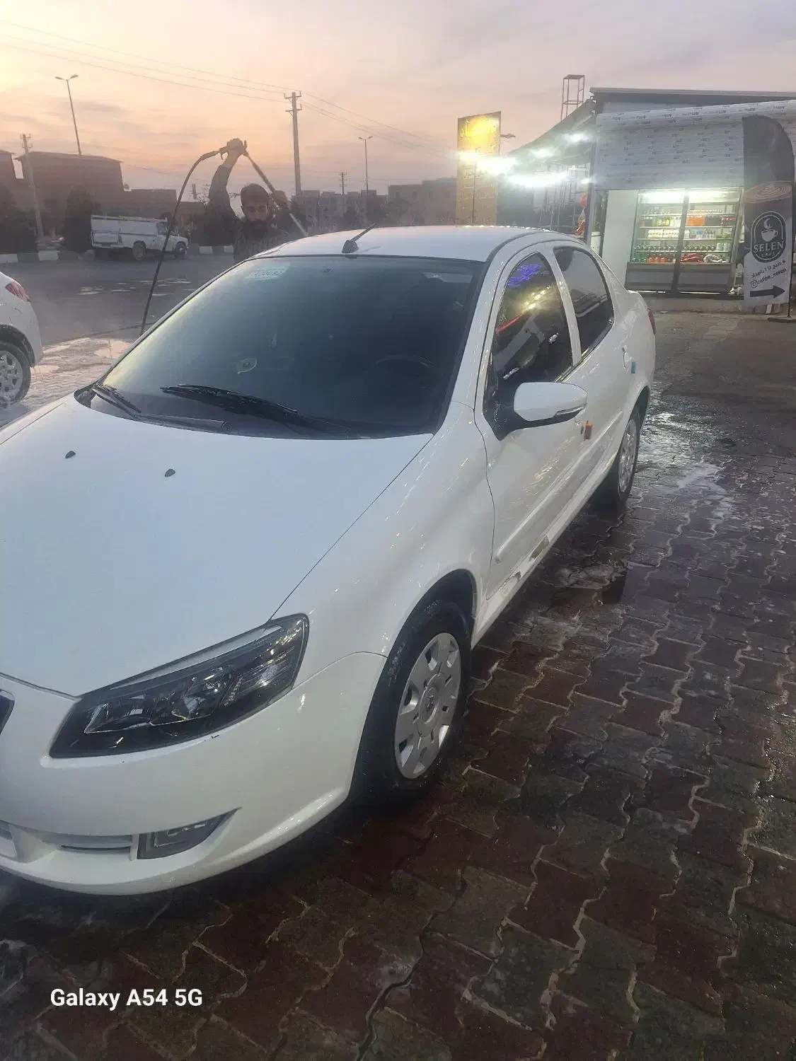 رانا پلاس ۴۰۲ بی رنگ|خودرو سواری و وانت|قم, پردیسان|دیوار