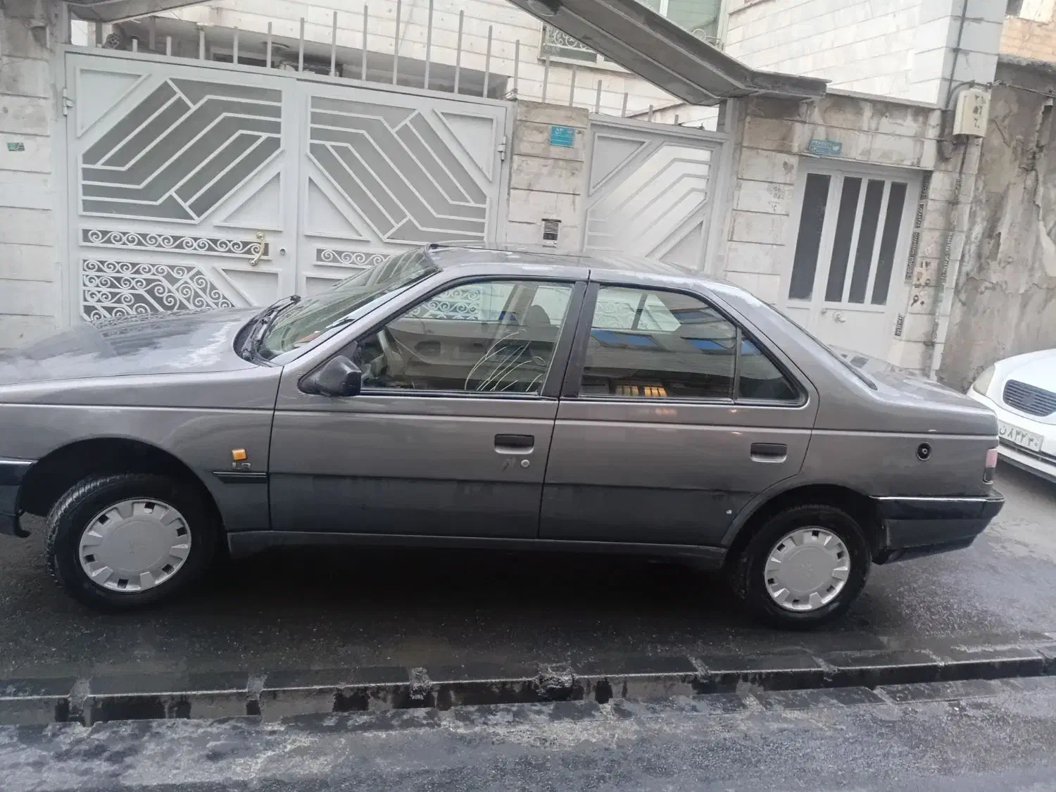 پژو۴۰۵ مدل اخر۹۲|خودرو سواری و وانت|قدس, شهر‌قدس|دیوار