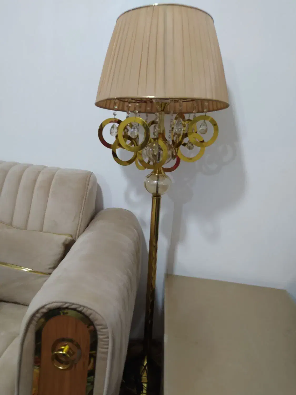 آباژور کنار مبل|چراغ خواب و آباژور|قزوین, |دیوار