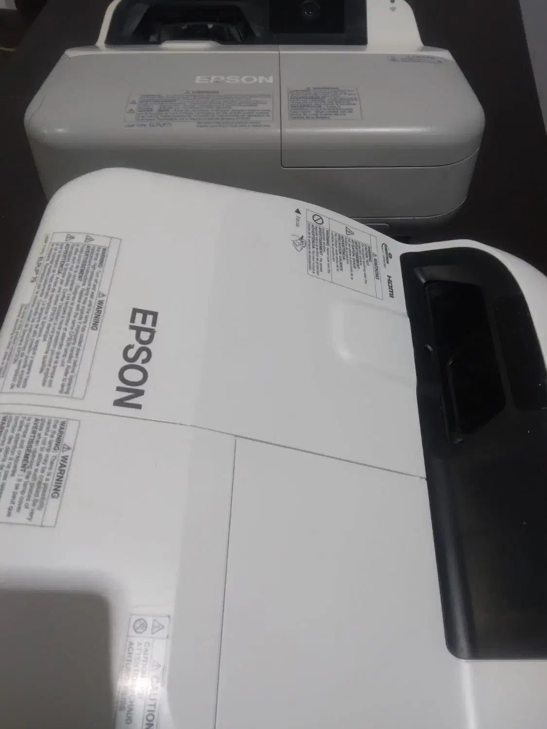 ویدیوپروژکتور  اپسون مدل ۴۷۵ و ۵۸۵ قیمت ۱۱ میلیون|تلویزیون و پروژکتور|زرین دشت (فارس), |دیوار