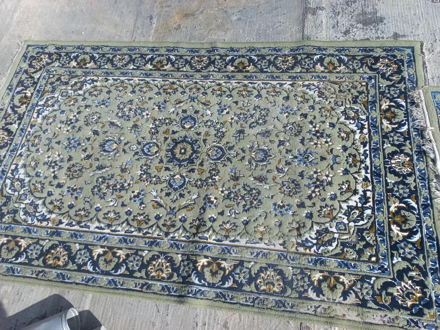 دو قالیچه|فرش|شیراز, میانرود|دیوار