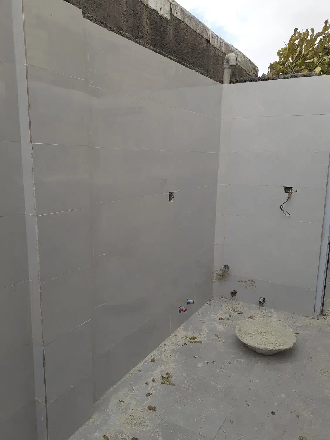 انجام کارهای کاشی و سرامیک در اسرع وقت|خدمات پیشه و مهارت|اسفراین, |دیوار