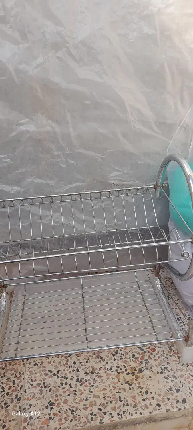 سلام|آب‌چکان و نظم‌دهنده ظروف|ورامین, ورامین|دیوار