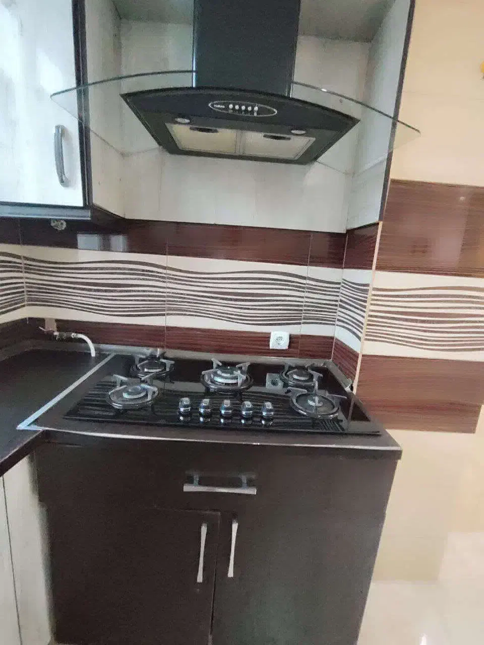 آپارتمان ۶۸متری/ پارکینگ سندی/ رو به نما|فروش آپارتمان|اندیشه, شهرک المهدی|دیوار