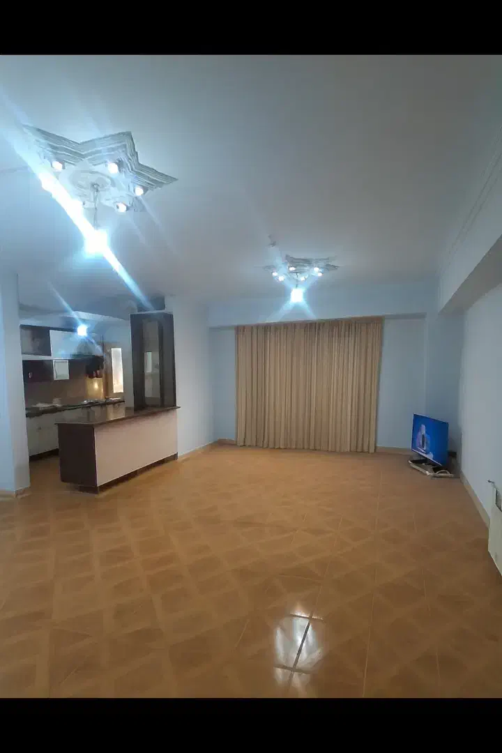 برجی شیک  فقط ۵ دقیقه تا مترو