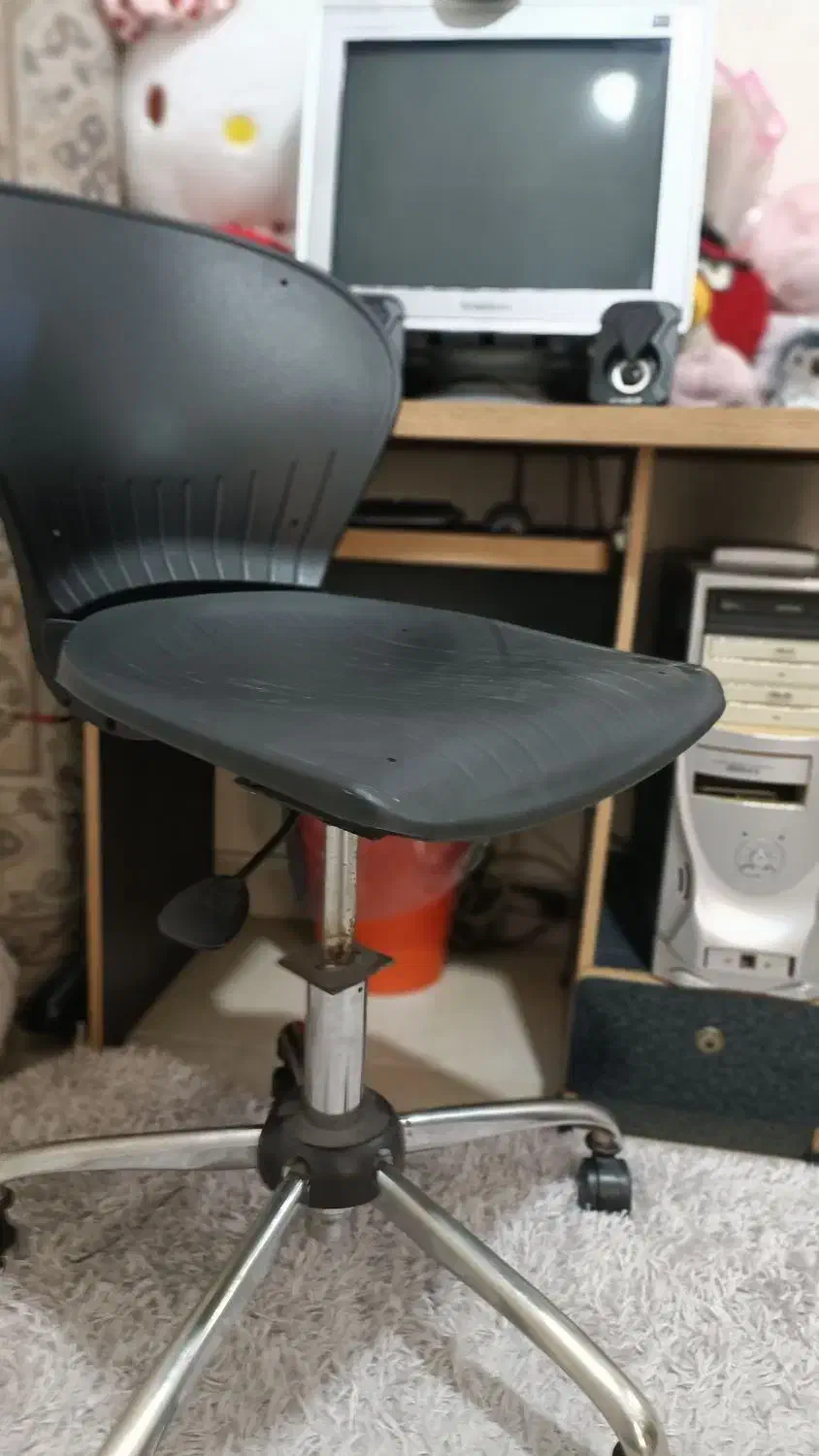 کامپیوتر و میزوصندلی|میز تحریر و کامپیوتر|محمدشهر, محمدشهر|دیوار