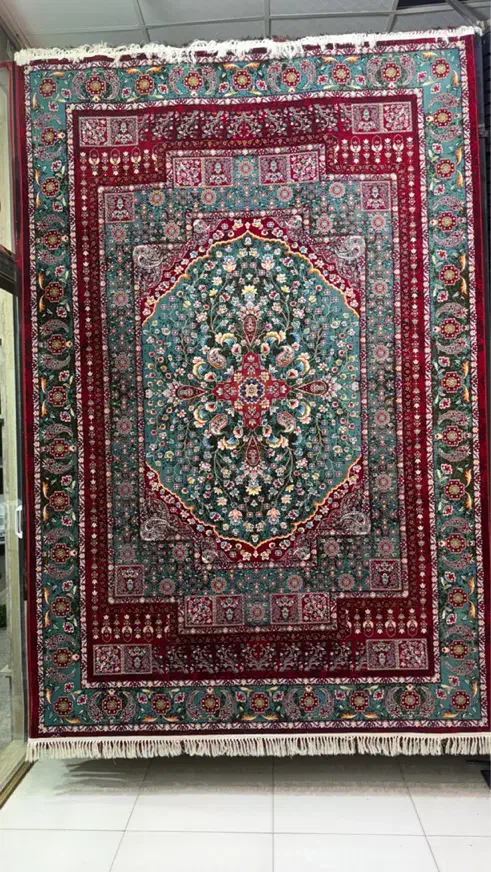 فرش ۷۰۰ شانه لاکی توپی سلیمانی گلشهر|فرش|زنجان, |دیوار