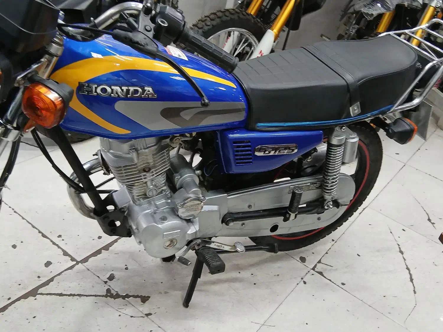 موتور هندا کارکرده نو (اقساطی باسفته شرایط ویژه)|موتورسیکلت|مشهد, رده|دیوار