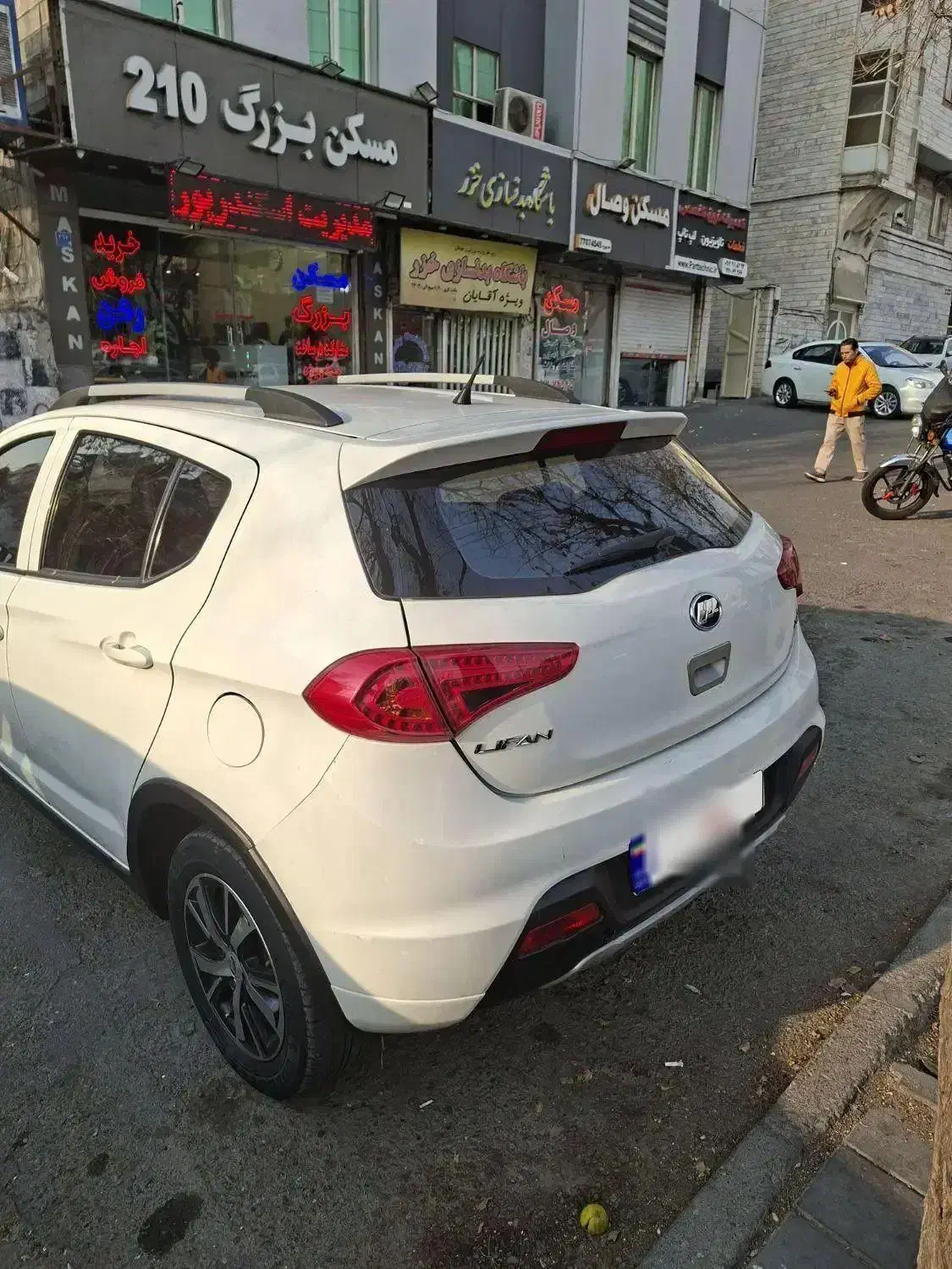 فروش لیقان X50اتومات بدون رنگ در تهرانپارس|خودرو سواری و وانت|تهران, تهرانپارس غربی|دیوار