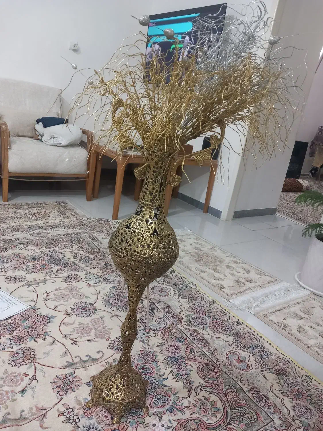 روفرشی|روفرشی|بروجرد, |دیوار