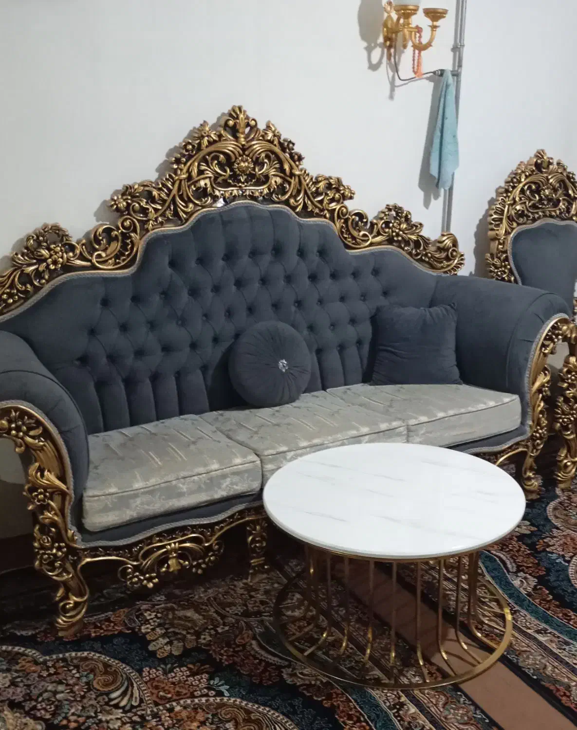 مبلمان سلطنتی|مبلمان خانگی و میز عسلی|میانه, |دیوار