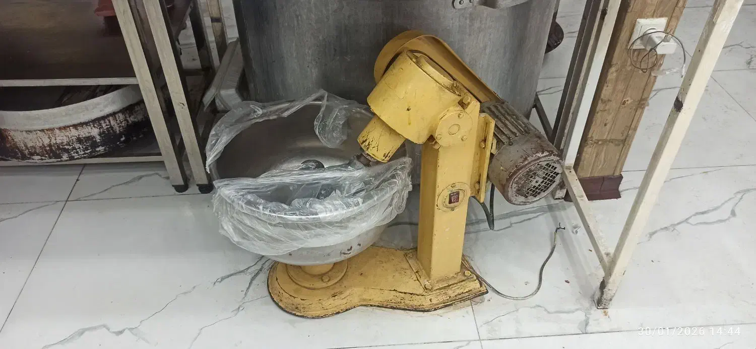 خمیر گیر ۱۵|کافیشاپ و رستوران|تهران, مینابی|دیوار