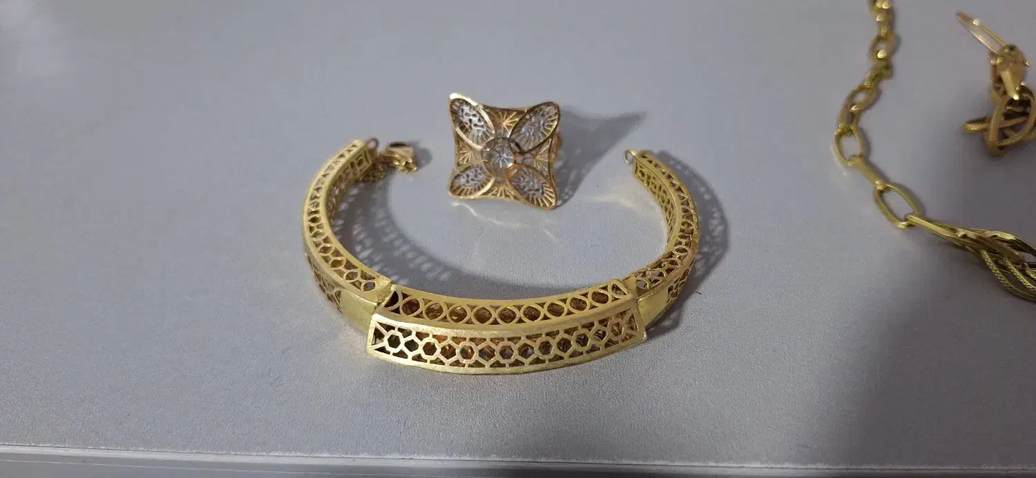 هدبند،دستبند و سرویس شانل|جواهرات|یاسوج, |دیوار