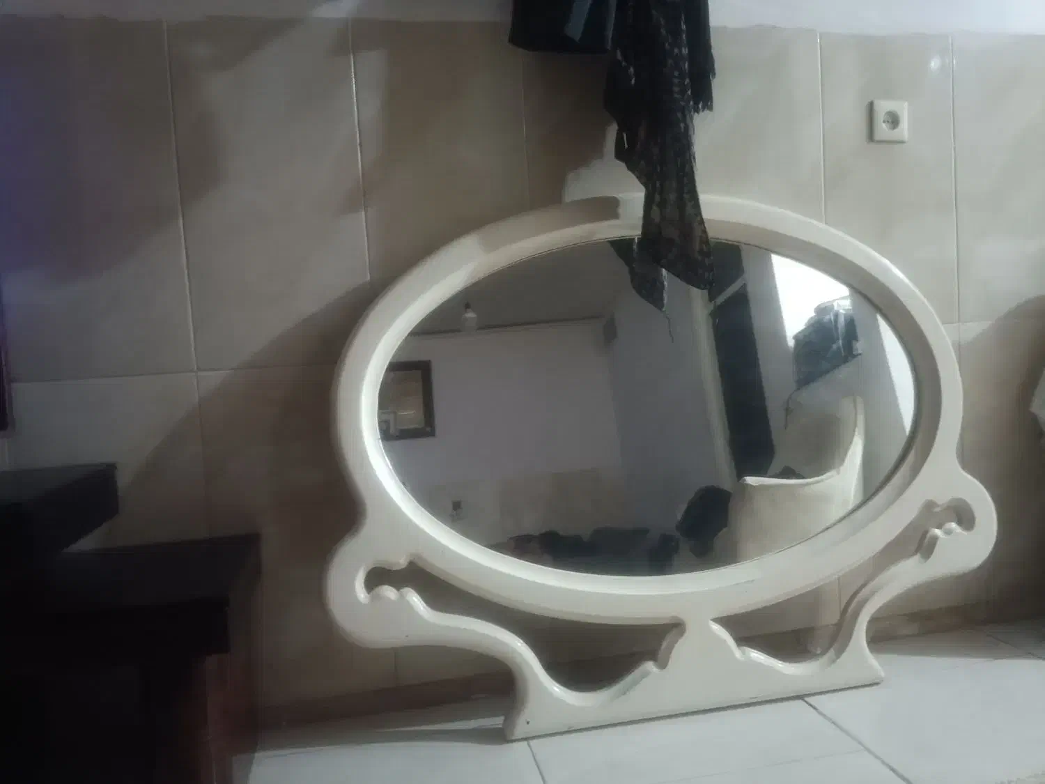 اینه|آینه|قدس, شهر‌قدس|دیوار