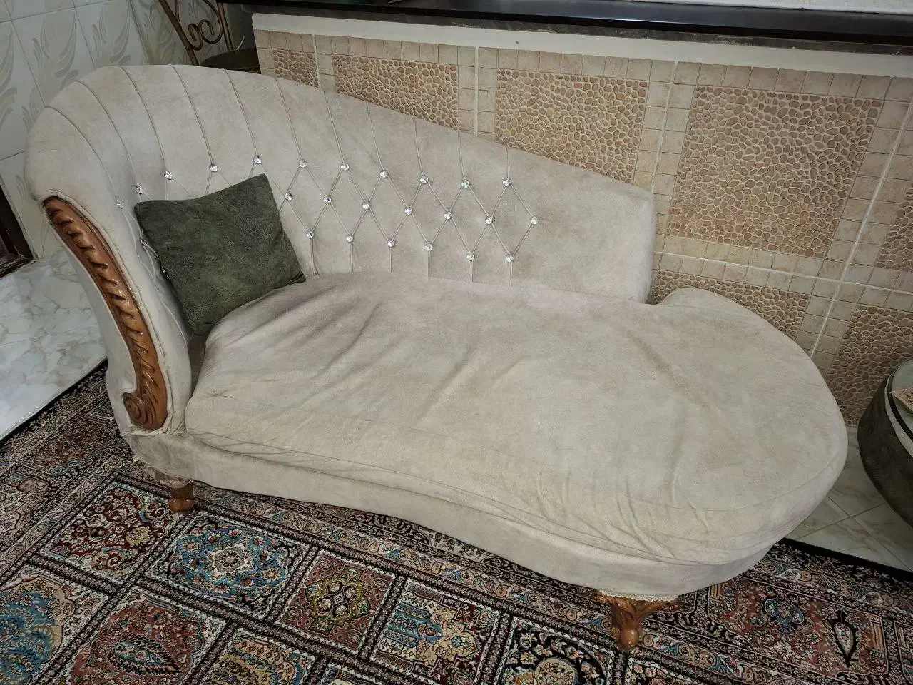 مبل 7 نفره و میز ناهارخوری 6 نفره|مبلمان خانگی و میز عسلی|گرگان, |دیوار