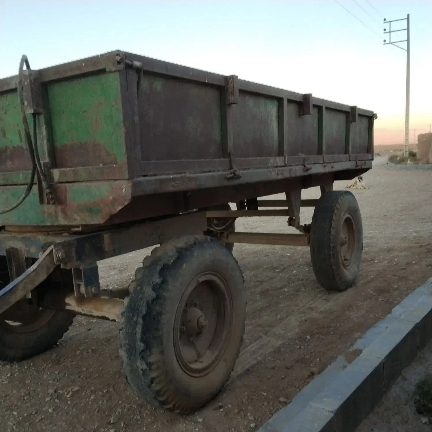 تریلی چهارچرخ|ماشین‌آلات صنعتی|آبکوه, |دیوار