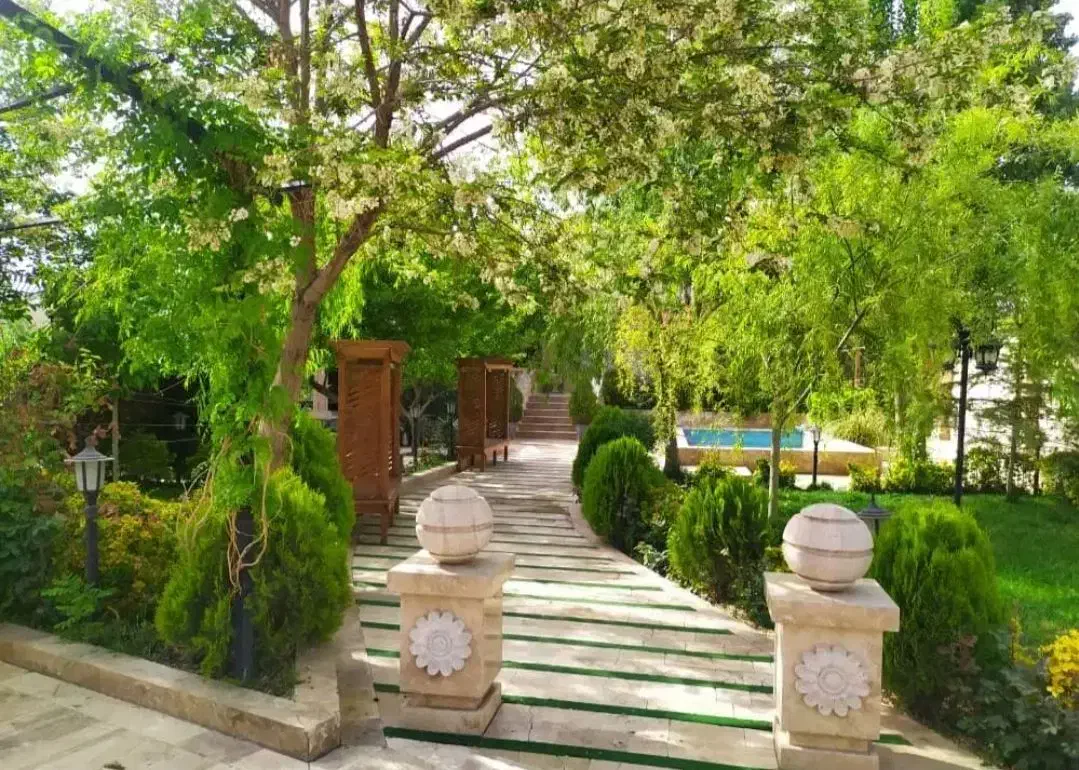 آناهیتا|اجارهٔ کوتاهمدت ویلا و باغ|کرمانشاه, |دیوار